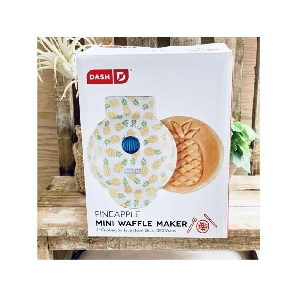 NWT in Box Gorgeous Dash White Yellow Pineapple Mini Waffle Maker w/Recipe Book